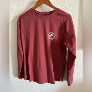 Alphalete Long Sleeve Athletic Tee - Medium